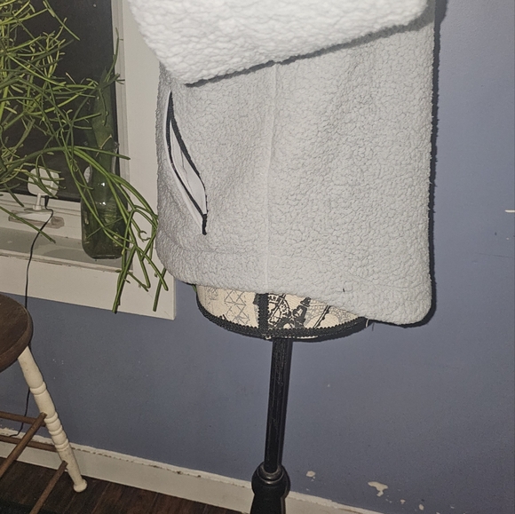 Under armour sherpa sweater - Picture 5 of 7